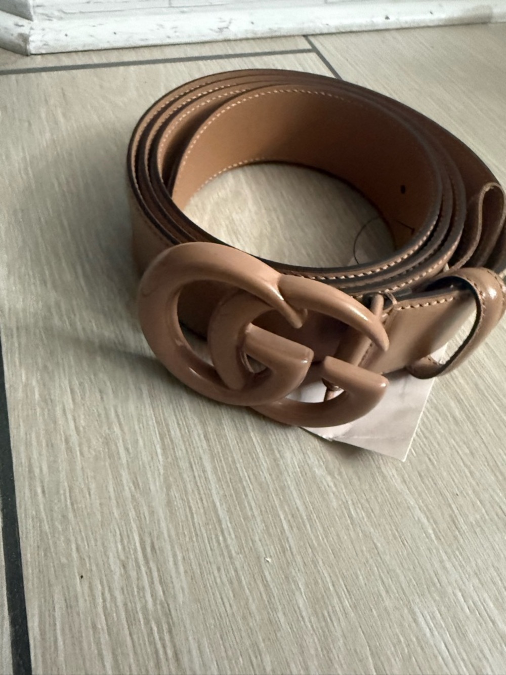Brand new with box Gucci Beige Double-G Logo Leather Waist Belt size 120 - Picture 3 of 5